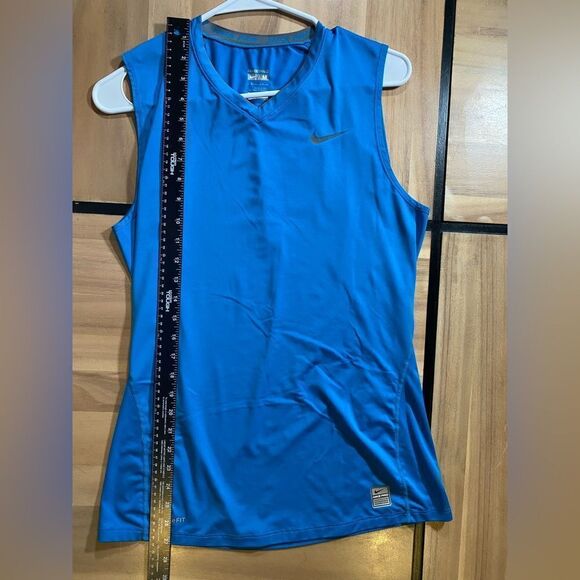 Nike pro tank top - Picture 5 of 6